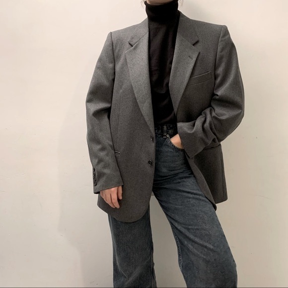 VINTAGE VIRGIN WOOL OVERSIZED BLAZER - Picture 2 of 8